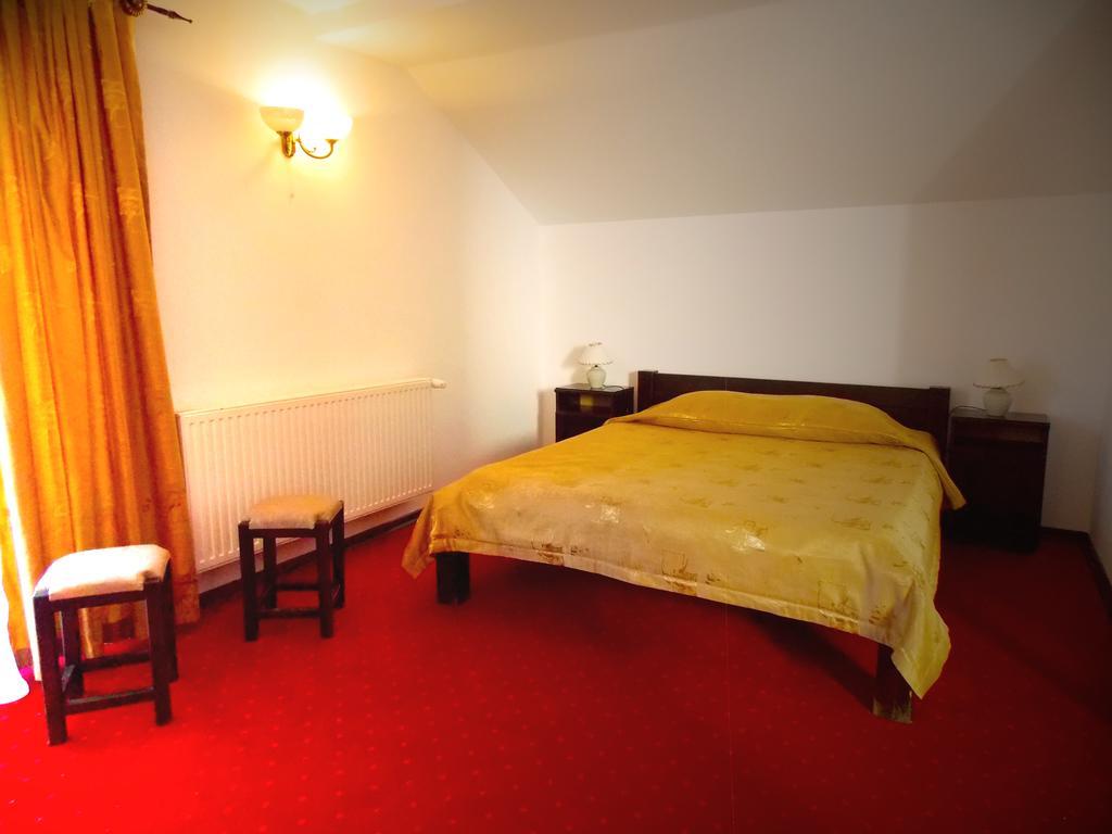 Casa Olteanu Pension Moieciu de Jos Rom bilde