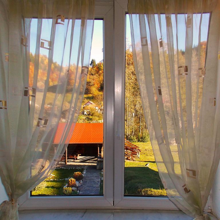 Casa Olteanu Pension Moieciu de Jos Eksteriør bilde